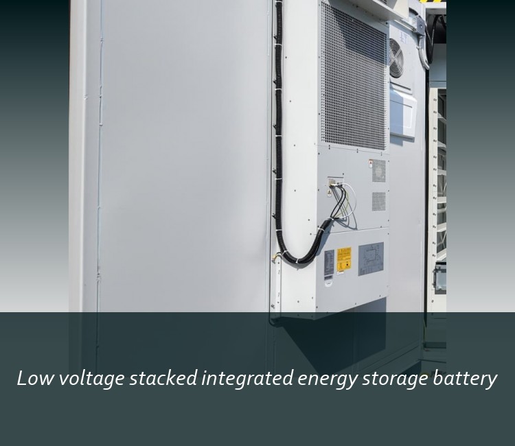 Low voltage stacked integrated energy storage battery